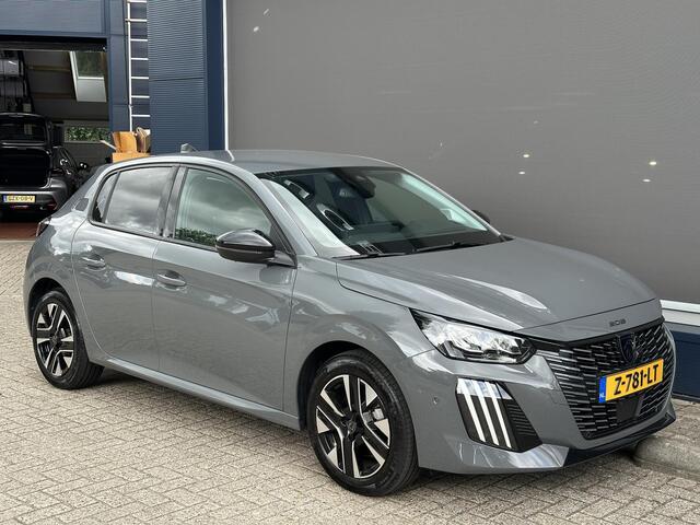 Peugeot 208 1.2 Turbo 100 PK Allure 6-Bak | Navigatie via Telefoon | Stoelverwarming | 360 Graden Camera | Adaptieve Cruise Control | LED Verlichting | Climate Control | Dode Hoek Detectie | Voor + Achter Parkeersensoren | 16" Lichtmetalen Velgen |