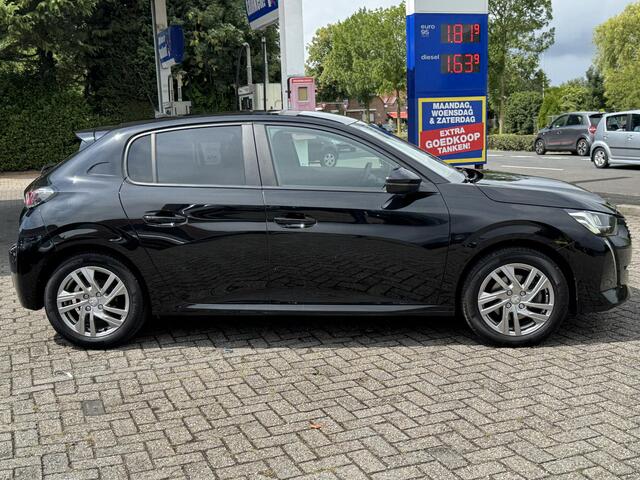 Peugeot 208 1.2 PureTech Blue Lease Allure NAVI | KLIMA | CAMERA | NIEUWE RIEM | BOVAG !!