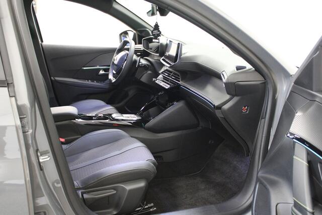 Peugeot 208 Hybrid 136 e-DCS6 GT