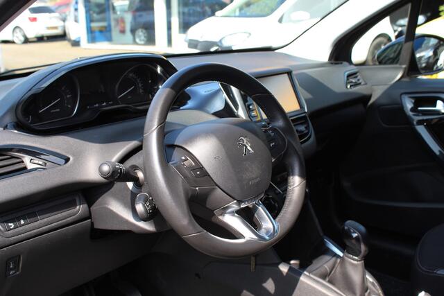 Peugeot 208 1.2i "Active" Airco - Cruise - 5 Deurs !!! 82 Pk
