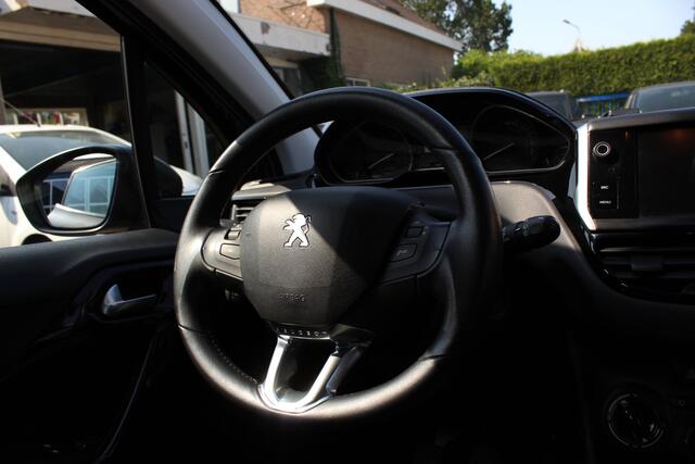 Peugeot 208 1.2i "Active" Airco - Cruise - 5 Deurs !!! 82 Pk