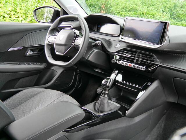 Peugeot 208 1.2 PureTech Allure Pack | CAMERA | APPLE CARPLAY / ANDROID AUTO |