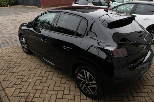 Peugeot 208 1.2 PureTech Allure Panorama Led 3D-Cockpit Keyless 360-Camera Leder Navigatie-Carplay