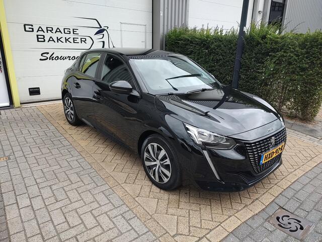 Peugeot 208 1.2 PureTech Blue Lease Allure Navi Carplay Led Cruise-Control