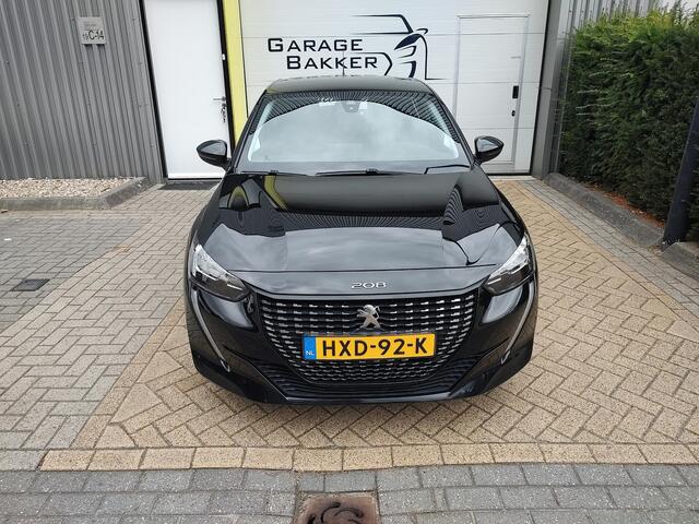 Peugeot 208 1.2 PureTech Blue Lease Allure Navi Carplay Led Cruise-Control