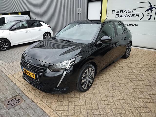 Peugeot 208 1.2 PureTech Blue Lease Allure Navi Carplay Led Cruise-Control