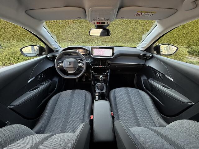 Peugeot 208 1.2 PureTech 100pk Allure Vision-Pack l ACC l BLIS l CAMERA l ECC l LED l NAVI l 7.000km
