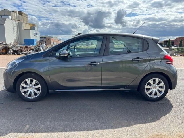Peugeot 208 1.2 PureTech Blue Lion NAV