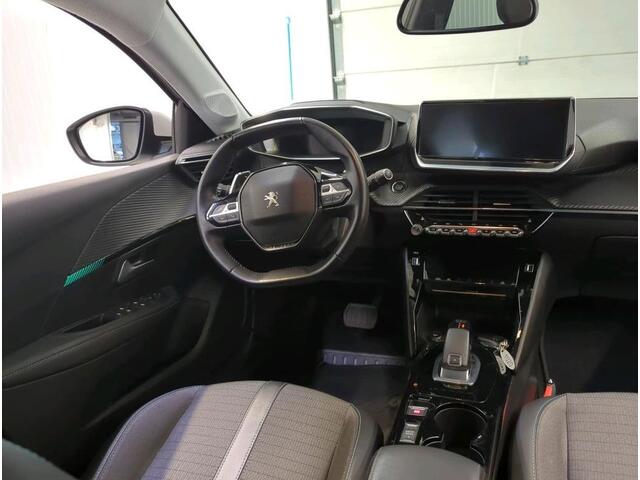Peugeot 208 1.2 Automaat 102PK PureTech Allure / Navigatie / Pdc.+ Camera / Airco-ecc./ Radio multimedia /