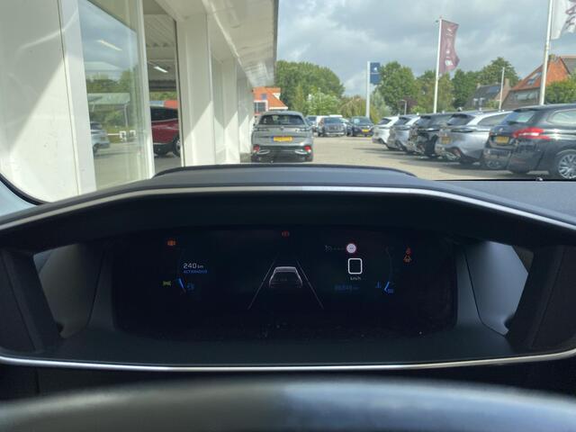 Peugeot 208 1.2T 100pk Blue Lease Allure | Navigatie | Achteruitrijcamera | Digital Cockpit | Keyless Entry | Parkeersensoren