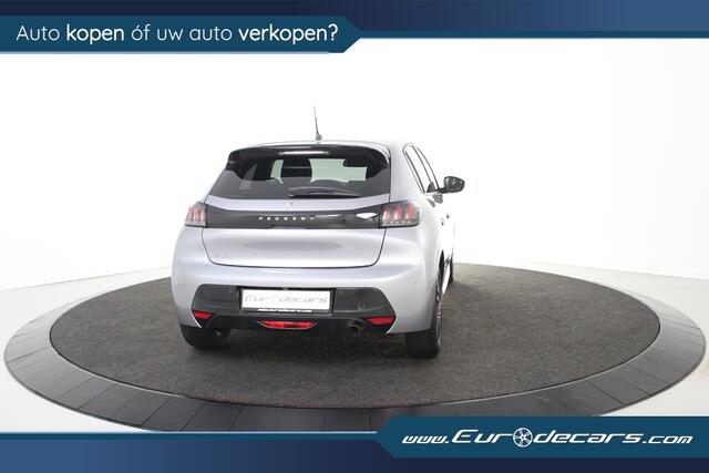 Peugeot 208 1.2 PureTech Allure Automaat *1ste Eigenaar*Leer*Navigatie*DAB*