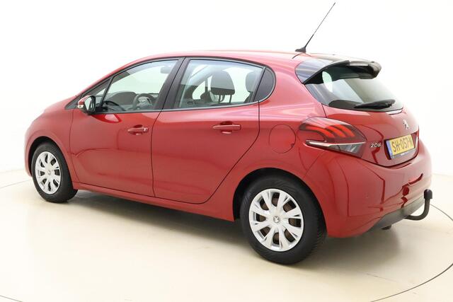 Peugeot 208 1.2 Blue Lion Navigatie | Trekhaak | Airco & Cruise Control | Telefoonvoorbereiding |