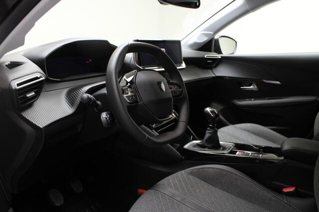 Peugeot 208 1.2 PureTech 100 Allure | Camera + PDC v&a / Draadloze Carplay / Navigatie / Climate