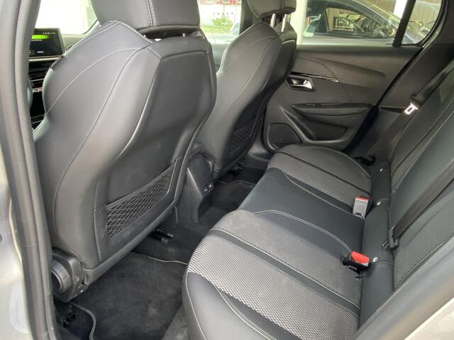 Peugeot 208 1.2T 100pk GT | Achteruitrijcamera | Navigatie | Keyless Entry | Full LED | Parkeersensoren | Apple Carplay/Android Auto