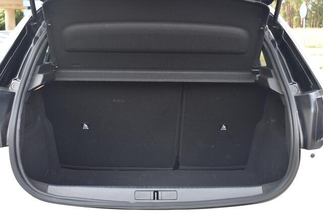 Peugeot 208 Hybrid 110 e-DCS6 GT Carplay Navi | Camera | Half-Leder | Sfeerverlichting | 12 mnd BOVAG garantie Whatsapp 06-53188999