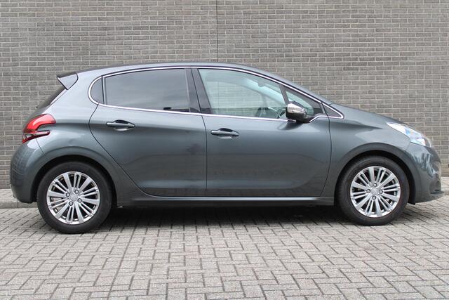 Peugeot 208 1.2 PureTech Allure Airco, Navigatie, CruiseControl, Applecarpl./Andr. Auto