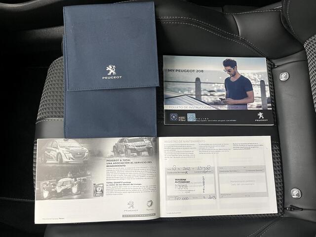 Peugeot 208 1.2 PureTech GT / Automaat / Sportstoelen / Navigatie / Camera / Keyless / Distributieriem vervangen in April 2025 /