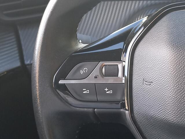 Peugeot 208 1.2 PureTech Active Parkeersensoren | Climate controle | Apple Carplay & Android Auto!!