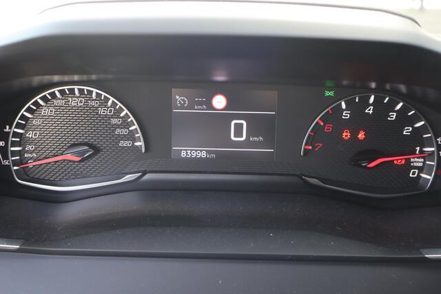 Peugeot 208 1.2 PureTech Allure Apple CarPlay, Cruise control, Climate control, Parkeersensoren