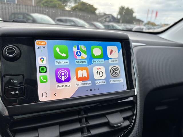 Peugeot 208 5DRS 1.2 Automaat Allure Panoramadak / Trekhaak / Carplay