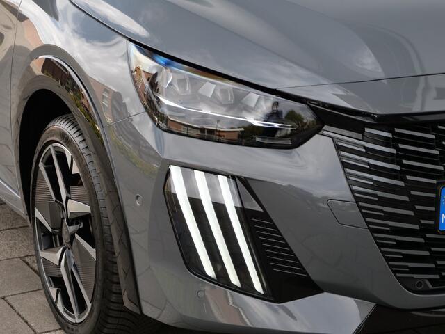 Peugeot 208 1.2 PureTech 100pk GT Camera / Navigatie / 3D cockpit