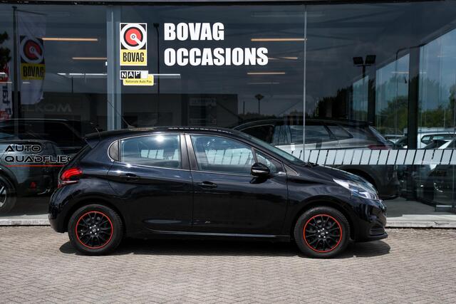 Peugeot 208 1.2 Active DAB/ APPLE-CARPLAY/ NAVI/ PDC