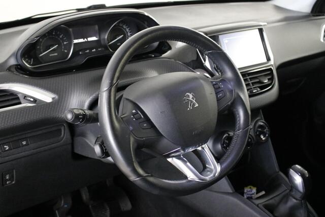 Peugeot 208 1.2 PureTech Signature 82 PK! Airco | Carplay | Navi | Cruise | Bluetooth.