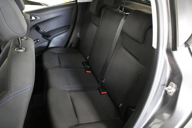 Peugeot 208 1.2 PureTech Signature 82 PK! Airco | Carplay | Navi | Cruise | Bluetooth.