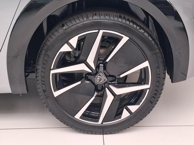 Peugeot 208 1.2 Hybrid 145 e-DCS6 GT Automaat | Navigatie | 360? Camera | Cruise Control Adaptief | Keyless Entry | Apple Carplay/Android Auto Draadloos |