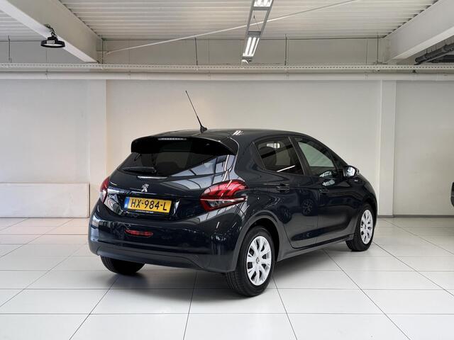 Peugeot 208 1.2 PureTech Urban Soul Navigatie | Parkeersensoren achter | Cruise control