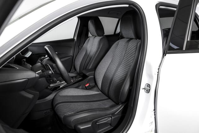 Peugeot 208 1.2 Hybrid 110 e-DCS6 Allure | Dig. Cockpit | Adapt. Cruise | PDC | Camera V+A | NAV+App. Connect | ECC | LM 16" | 9303