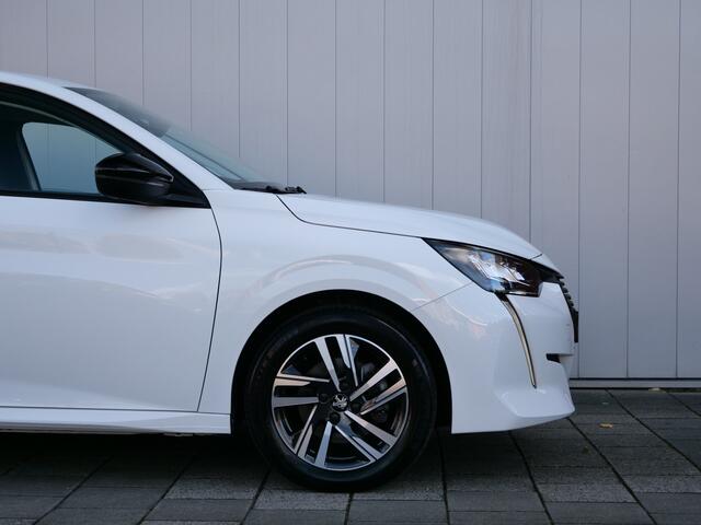 Peugeot 208 1.2 T 100 Pk PureTech Allure DAB / PDC / Apple Carplay