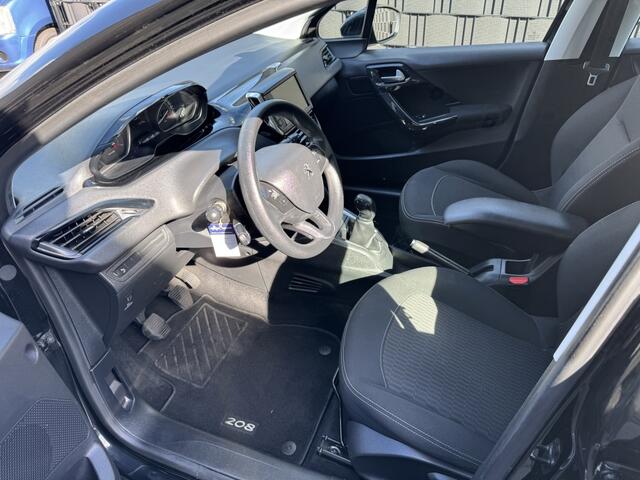 Peugeot 208 1.2 PureT. Blue Lion| 5DRS| NAVI| CLIMA| CRUISE| LM| NAP