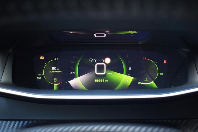 Peugeot 208 1.2 PureTech Allure Cam/Nav/PDC/Cruise/LMV