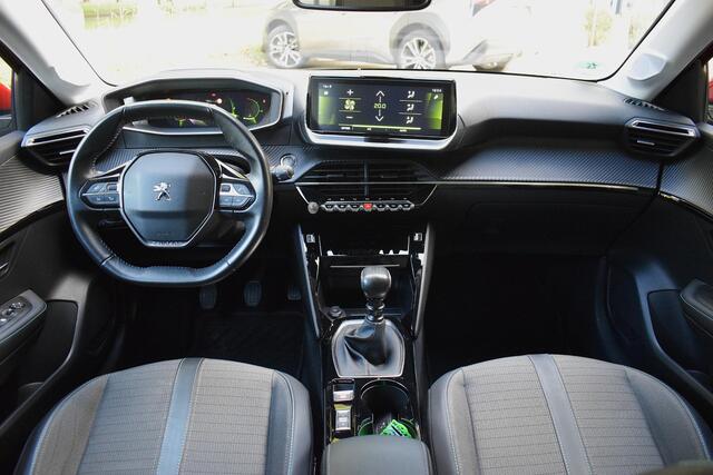 Peugeot 208 1.2 PureTech Allure Cam/Nav/PDC/Cruise/LMV