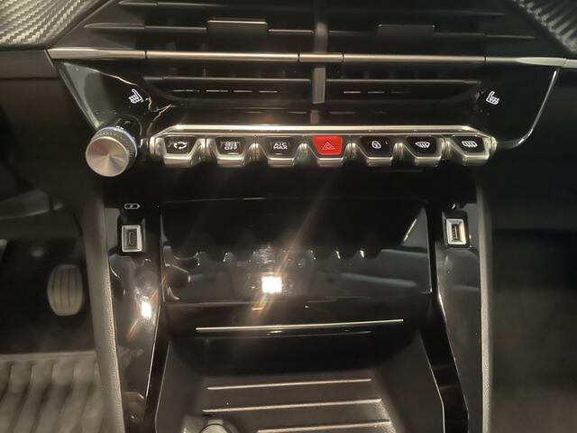 Peugeot 208 1.2 PureTech Allure Pack 100pk ACHTERUIRIJCAMERA-VERWAMDE VOORSTOELEN-CLIMATE CONTROL-KEYLESS ENTRY