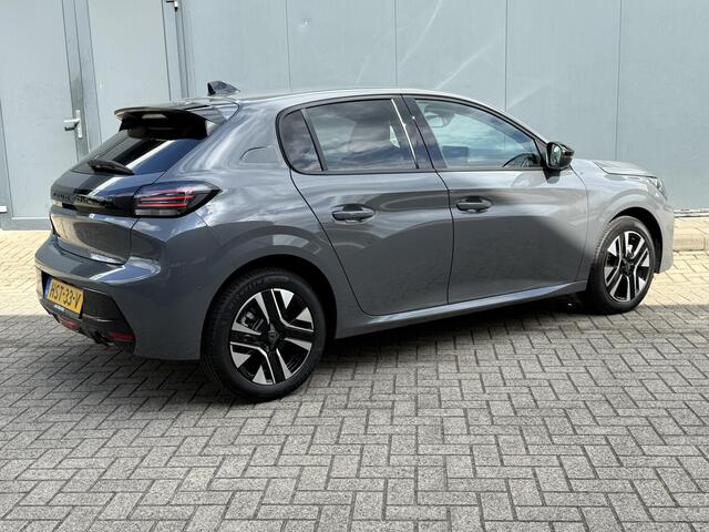 Peugeot 208 1.2 100pk Allure / Fabrieksgarantie tot 26-02-2027 / Navigatie / Android Auto/Apple Carplay / Rondomzicht Camera / Stoelverwarming