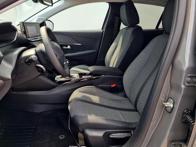 Peugeot 208 1.2 100pk Allure / Fabrieksgarantie tot 26-02-2027 / Navigatie / Android Auto/Apple Carplay / Rondomzicht Camera / Stoelverwarming