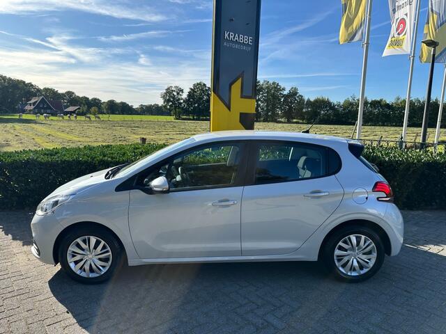 Peugeot 208 1.2 PureTech Active Cruise / Bluetooth