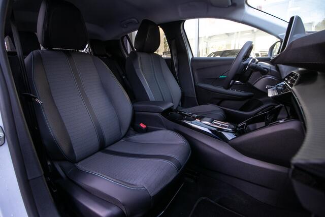 Peugeot 208 1.2 Hybrid 110 Automaat Allure | Apple CarPlay