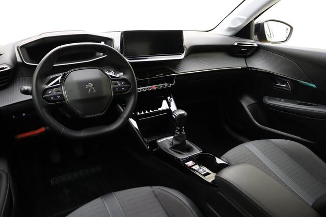 Peugeot 208 1.2 PureTech Allure Pack 100 PK | Handgeschakeld | Camera | Cruise Control | Climate Control | Navigatie | 1e eigenaar | Voorraad