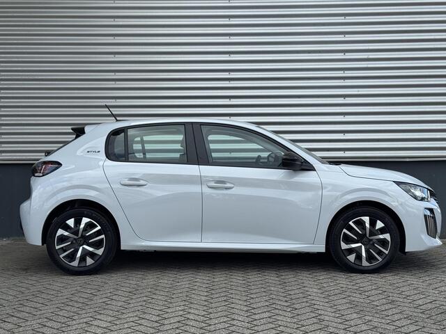 Peugeot 208 Style 1.2 Turbo 100pk | NIEUW | AIRCO | APPLE CARPLAY / ANDROID AUTO | PARKEERHULP | CRUISE CONTROL