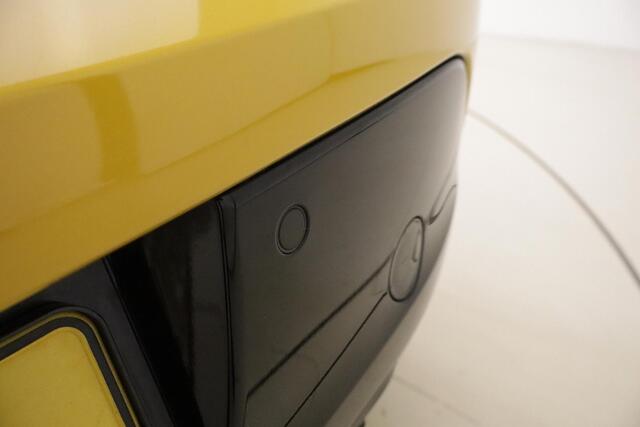 Peugeot 208 1.2 PureTech Allure 100pk | 17 inch LM velgen | Apple carplay/android auto |