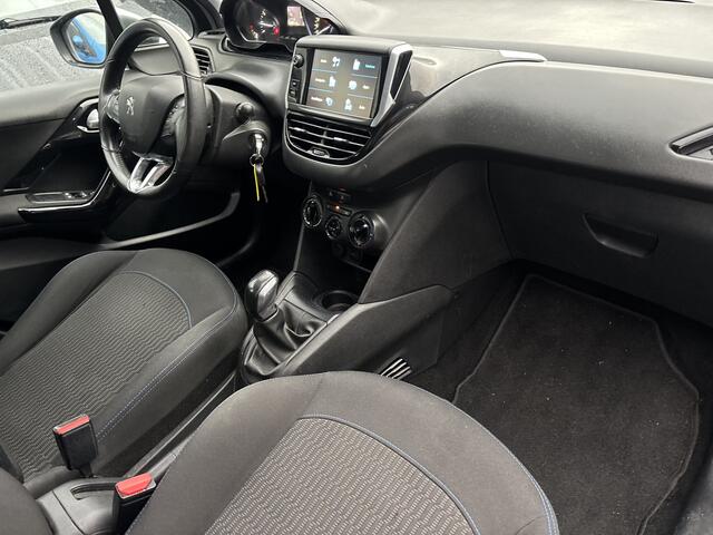Peugeot 208 1.2 PureTech Signature / 139 DKM / DEALER ONDERHOUDEN