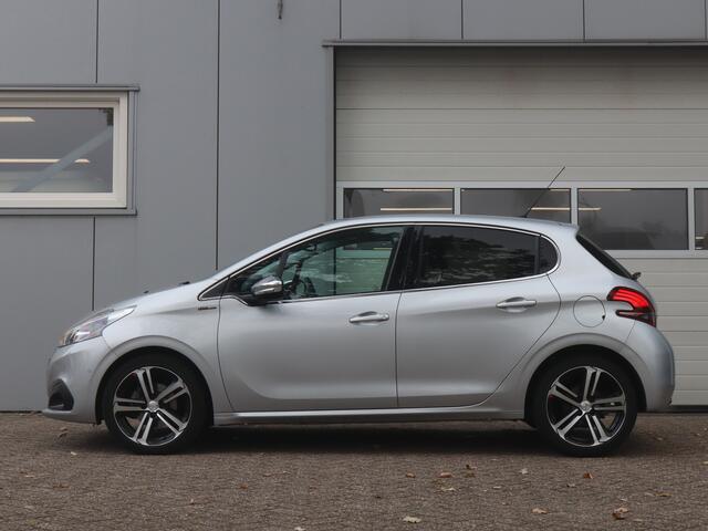 Peugeot 208 1.2 PureTech GT-line Automaat / Camera / Half-Leder