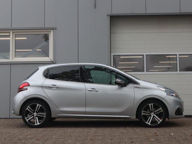 Peugeot 208 1.2 PureTech GT-line Automaat / Camera / Half-Leder