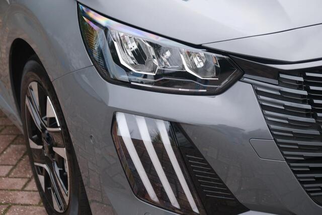 Peugeot 208 1.2 PureTech 100pk Allure | Navi | App Connect | Climate | Adaptive Cruise | Camera | Blind Spot | PDC