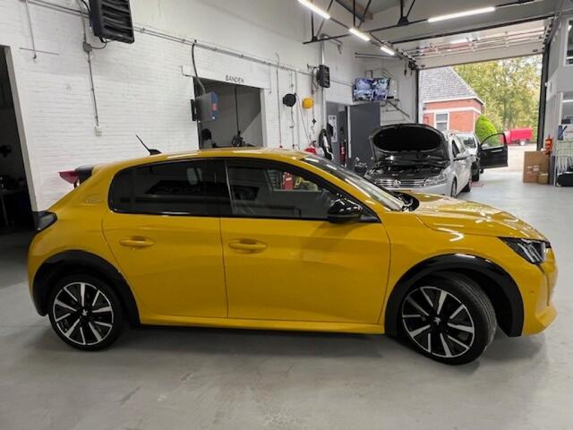 Peugeot 208 1.2 PURETECH GT-LINE, 360 camera, Automaat, Adapt.Cruise Ctrl, NAVI