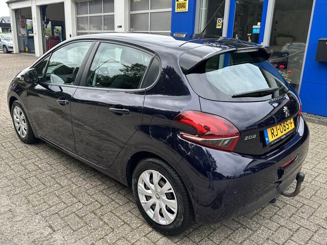 Peugeot 208 1.2 PureT. Blue Lion