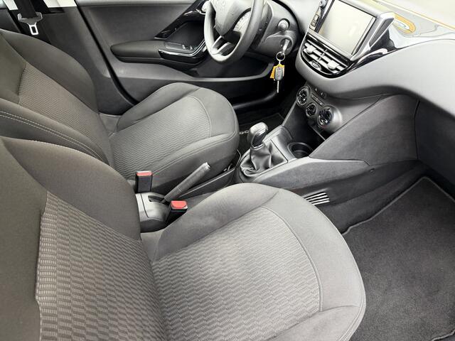 Peugeot 208 1.2 PureTech Active * 129.348 Km * Navi * Airco * Cruise Control *